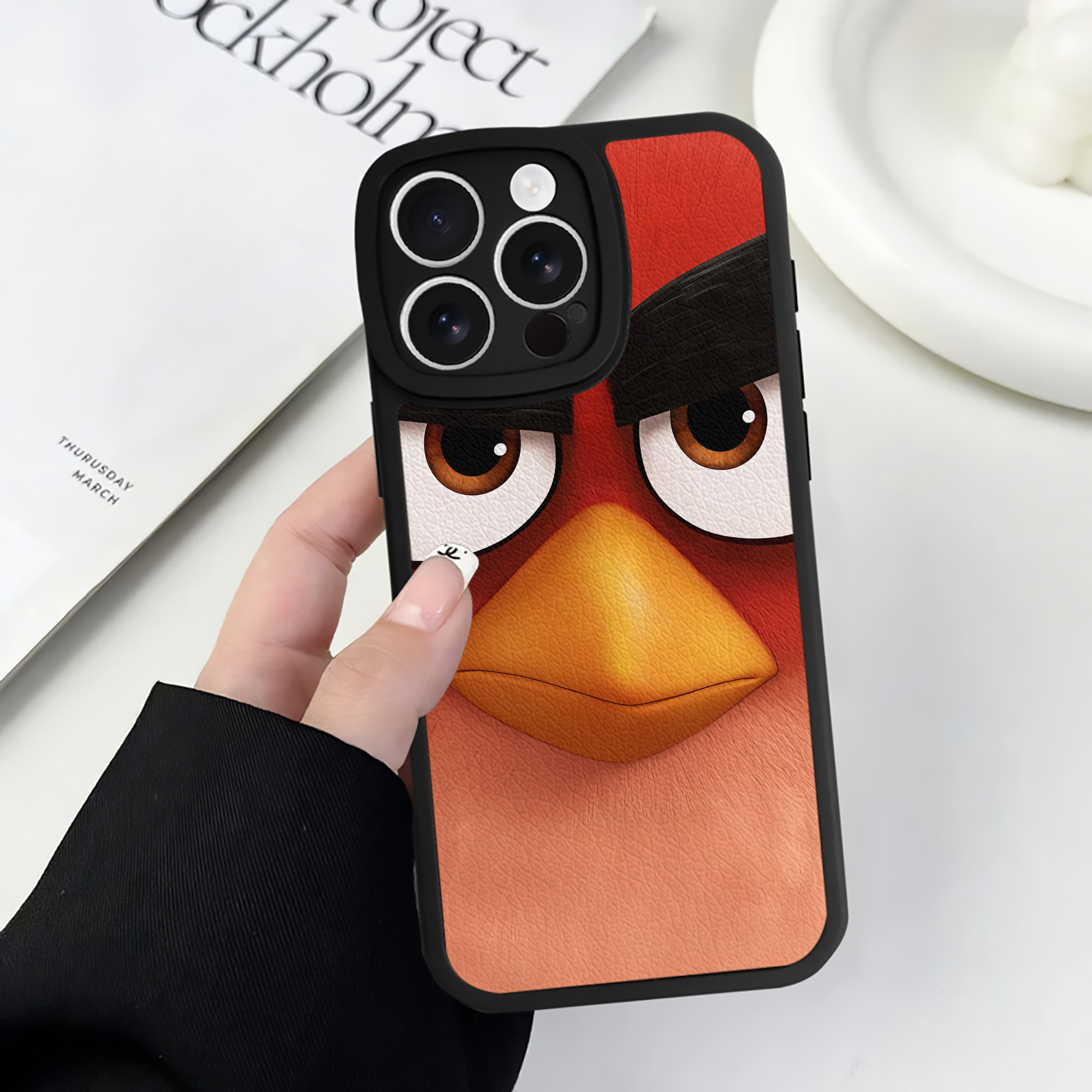 （画像用） Angry Birds アングリーバード 【iPhone 16シリーズ対応】シリコンスマホケース（レザー調） 材質：シリコン